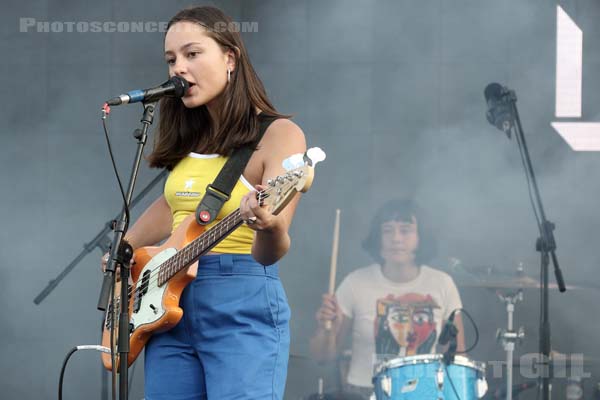 THE ORIELLES - 2018-08-24 - SAINT CLOUD - Domaine National - Scene Firestone - Esme Hand-Halford - Sidonie Hand-Halford